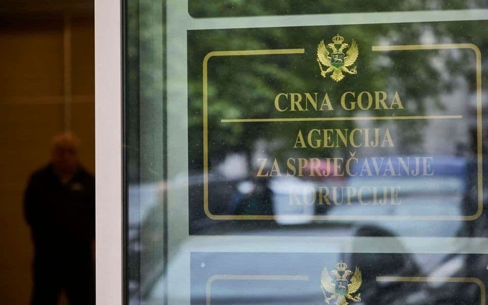 Advokati pred sudovima zastupali tri ministarstva 