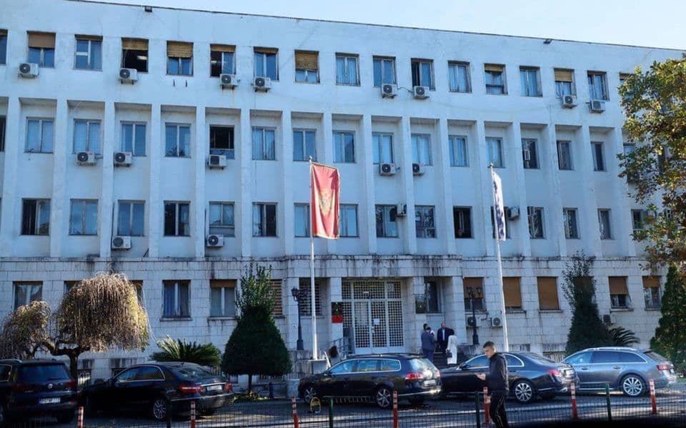 MF: Kapitalne investicije rastu, budžetski prihodi iznad plana