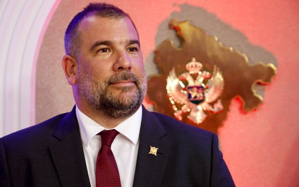 Krapović: Nijesam vršio pritisak na tužilaštvo, neće me ućutkati niti zaustaviti reformu Vojske