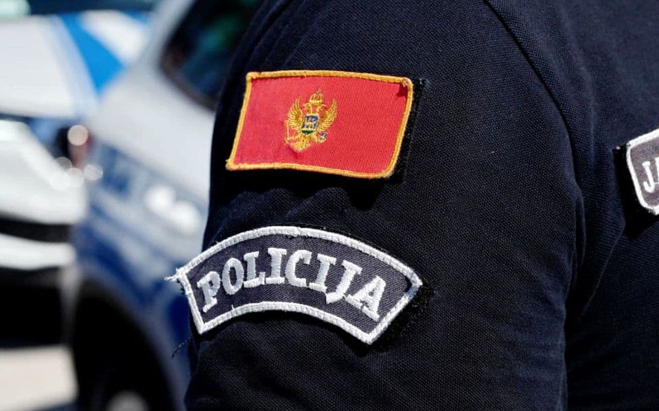 Pucano na kuću policijskog službenika u Podgorici, policija traga za napadačem