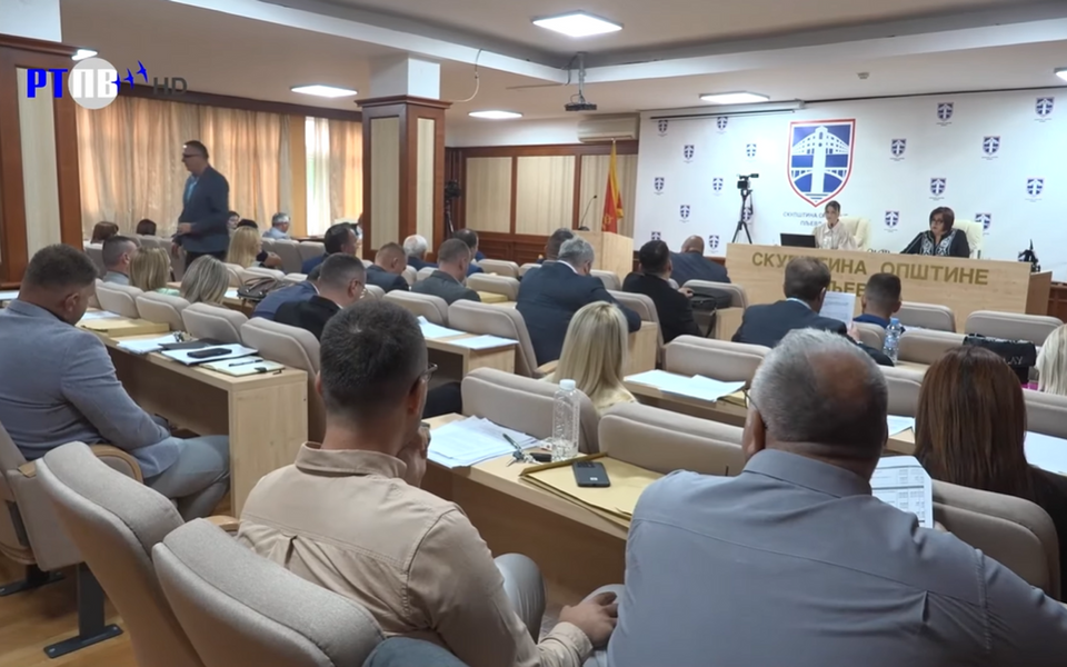 Devetnaest odbornika SO Pljevlja podnijelo incijativu o "otpriznavanju" Kosova, bez potpisa PES-a