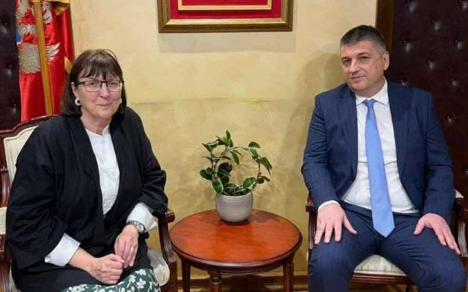 Odlazeća ambasadorka Velike Britanije pohvalila rad SDT-a u borbi protiv organizovanog kriminala i korupcije