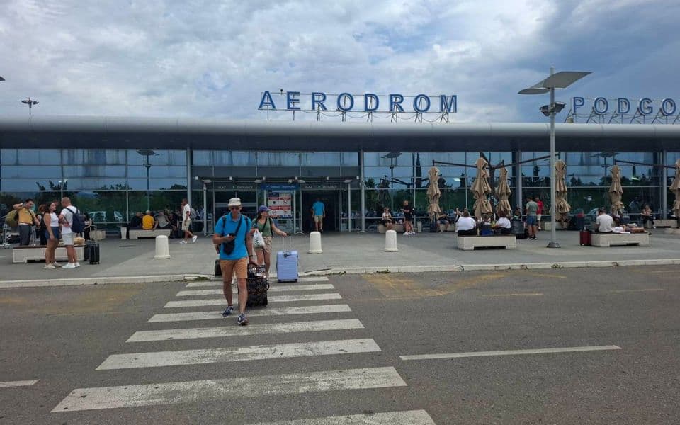 Vlada poništila oglas za dodjelu koncesije za Aerodrome