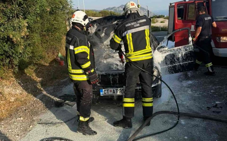 Zapalio se automobil u Lapčićima