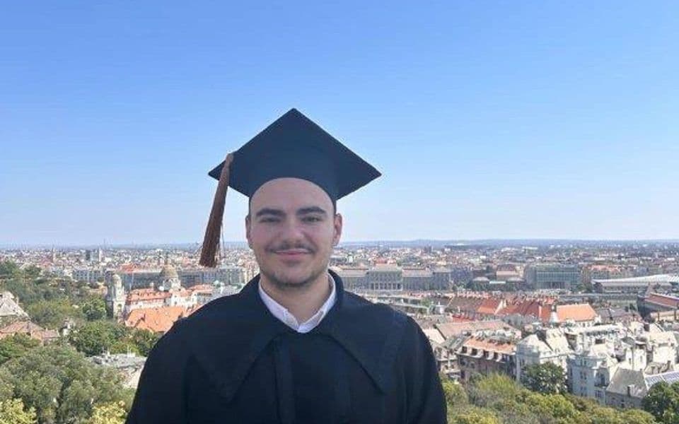 Znanje stečeno u svijetu želi da vrati svojoj zemlji