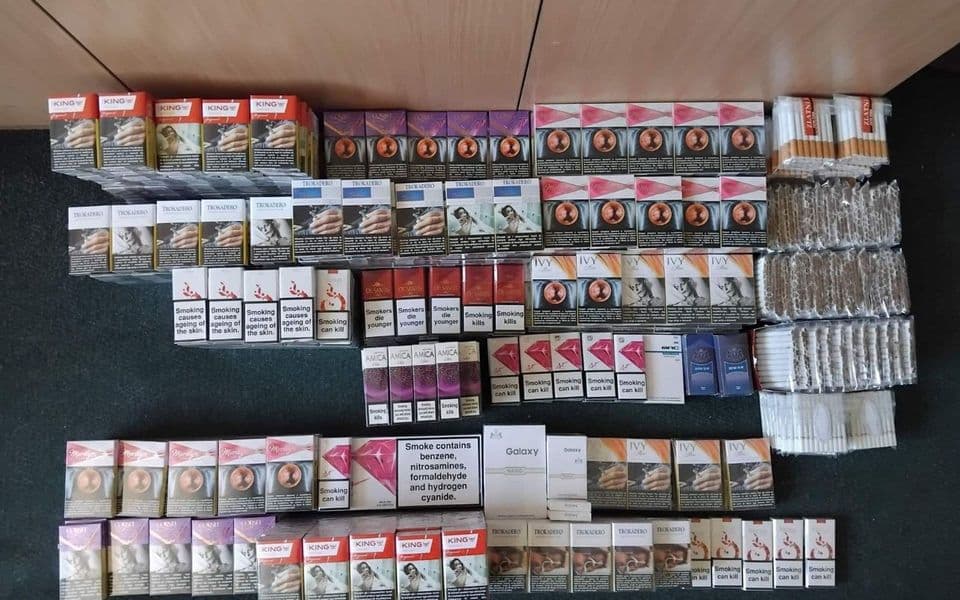 Nikšić: Policija u prodavnicama zaplijenila 636 paklica cigareta sa markicama druge države i bez akciza