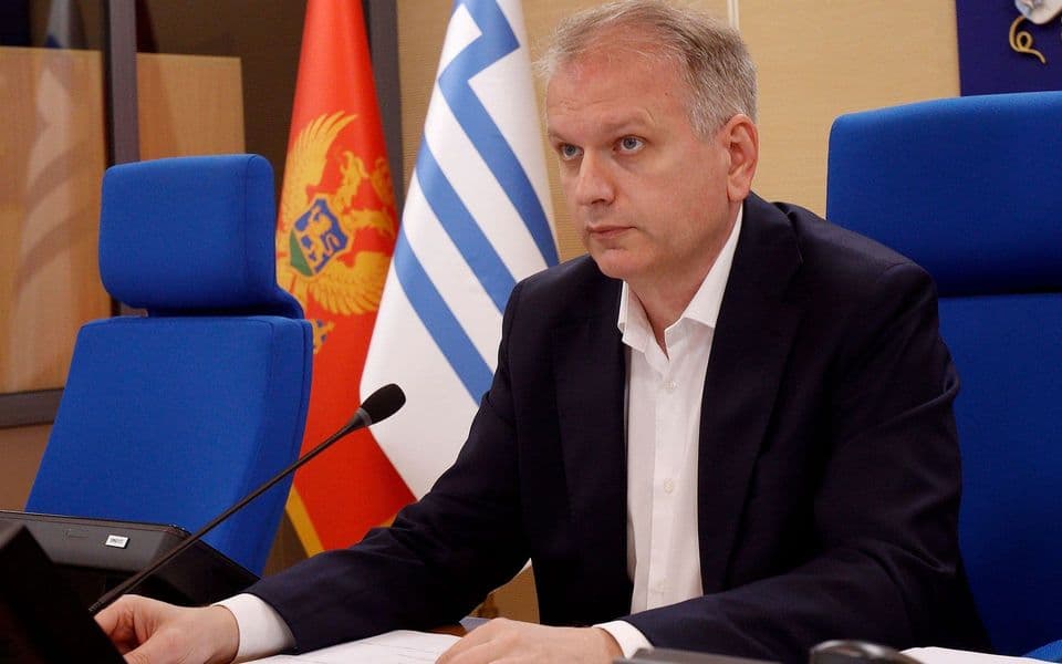 Perić ne da službeno vozilo Skupštine za sajam knjiga: Sporna logika da je na raspolaganju onom ko kaže da neće dolaziti u parlament