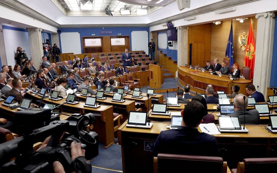 Manjinske stranke traže četiri garantovana mandata za Albance i jedan za Hrvate u zamjenu za podršku ustavnim promjenama