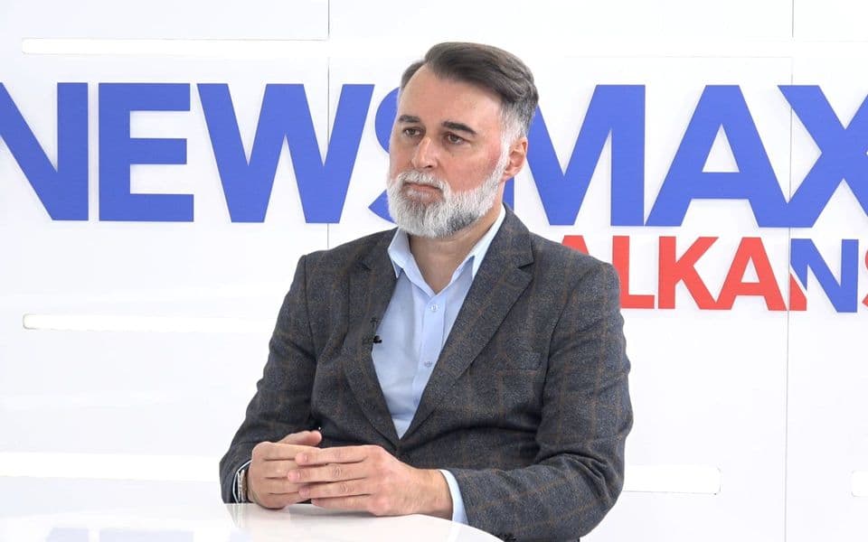 Kovačević: Vlada promjenom imena bazena u Kotoru udarila na Ustav
